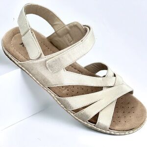 Judith REID Metallic Gold Strappy Sandals Comfort Metallic Golden sz 9 Hook Loop